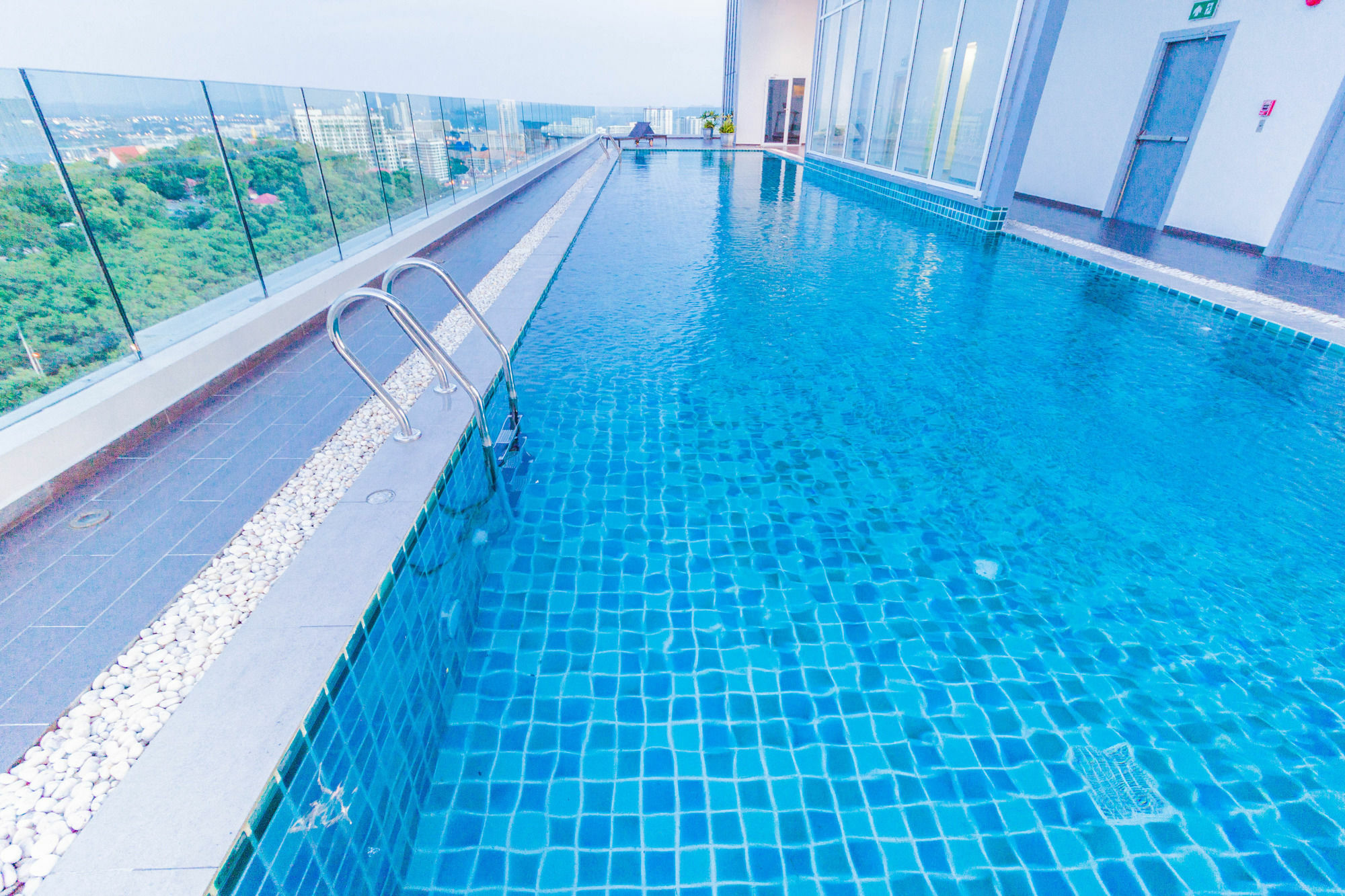 Vision Pratumnak By Pattaya Sunny Rentals Exterior photo