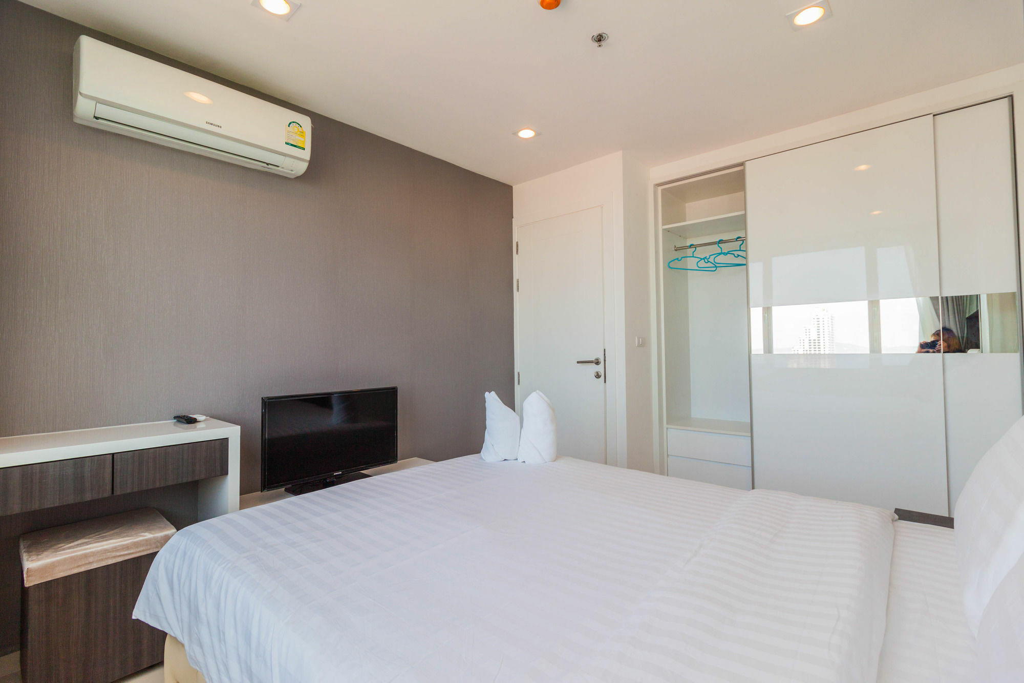 Vision Pratumnak By Pattaya Sunny Rentals Exterior photo
